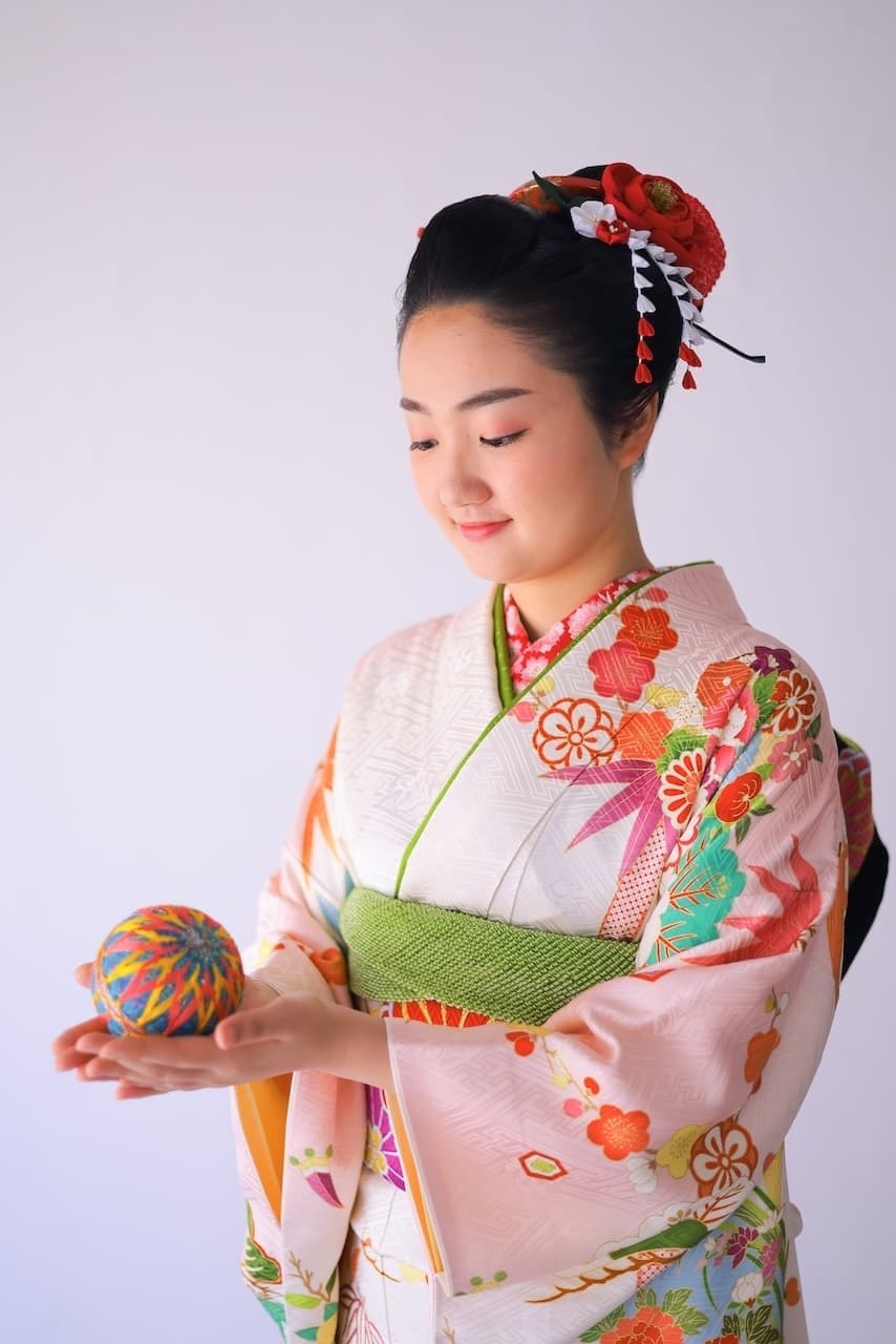 振袖の着付け。成人式、結婚式の披露宴などに@代々木八幡宮での成人式の前撮り・美容室スプラッシュ