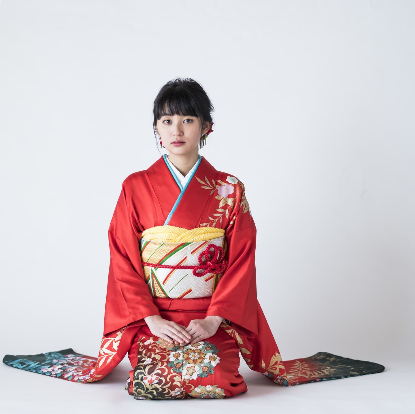 振袖姿の女性