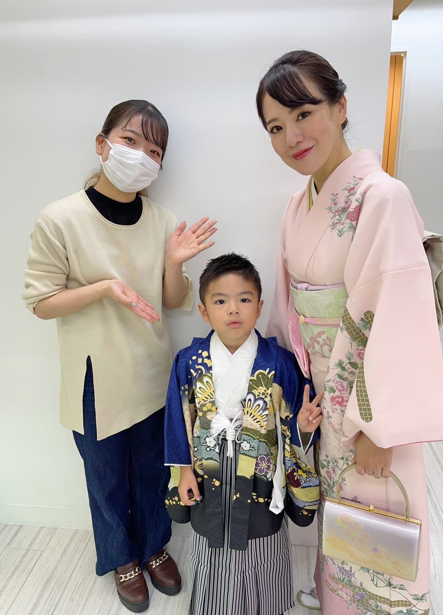 5歳の七五三の袴姿とお母様の訪問着の着付け@代々木八幡
